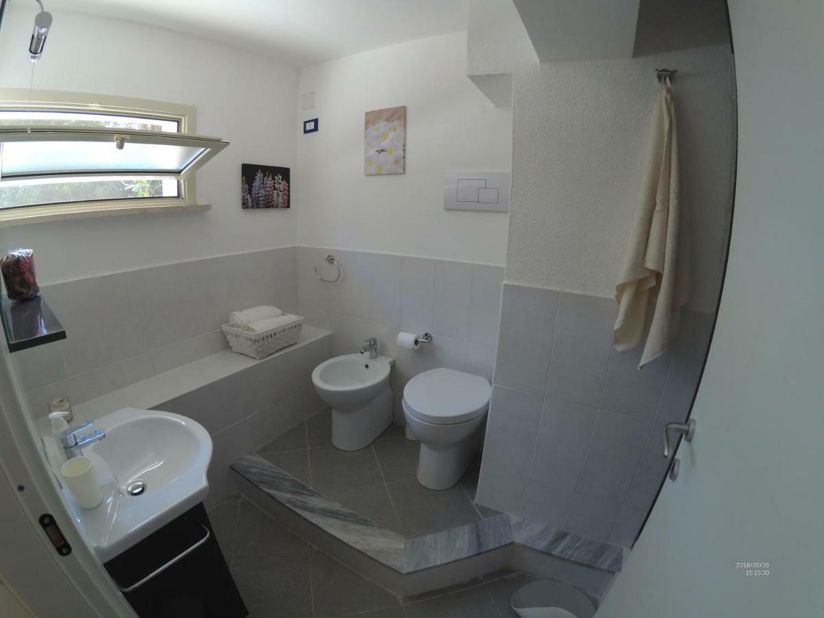 la petit maison Palerme Extérieur photo